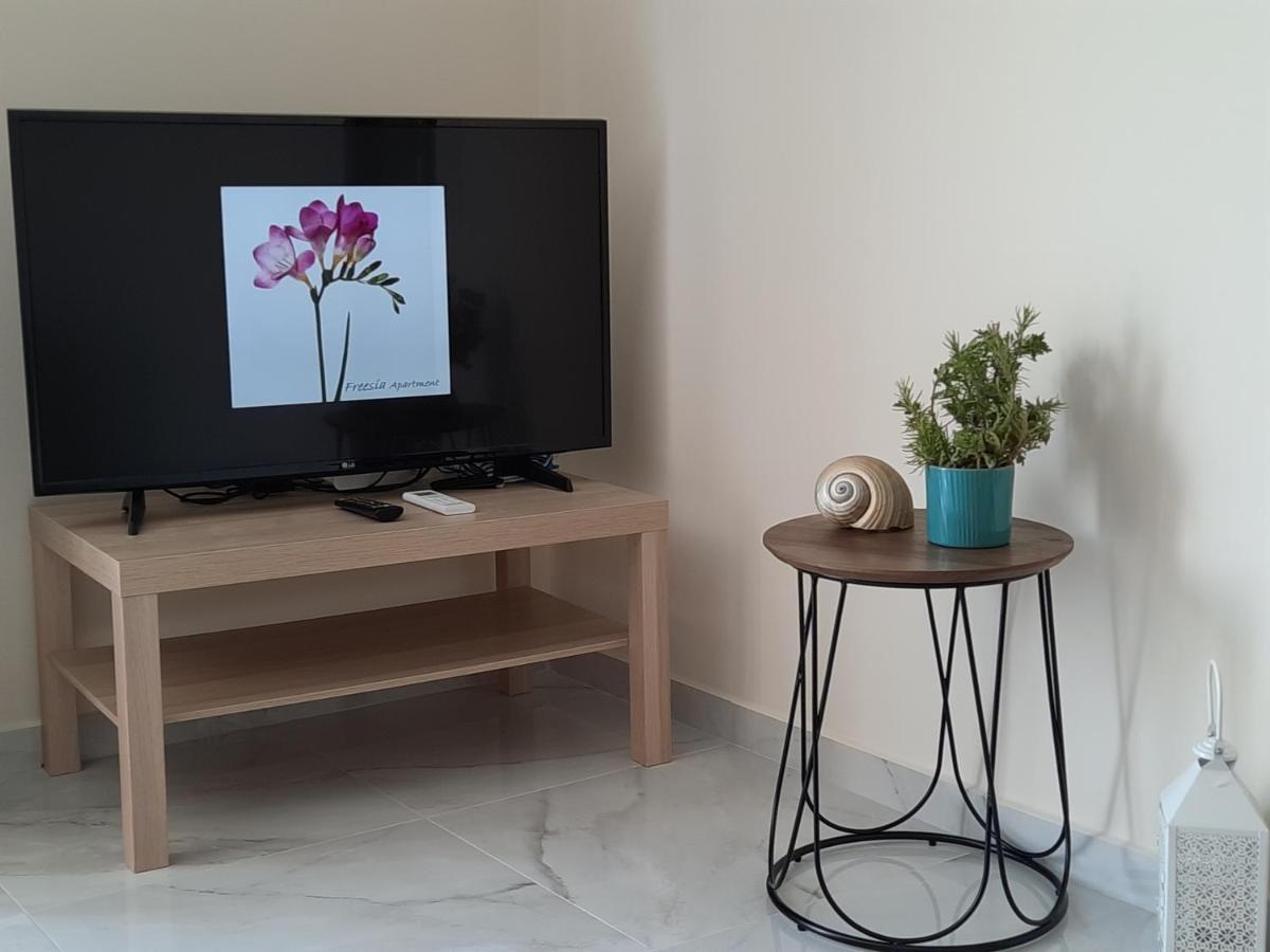 Freesia Grand Sea View Residence Svoronata Eksteriør billede